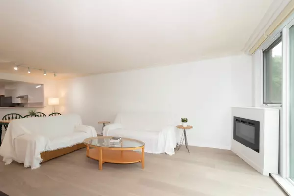 Vancouver, BC V6Z 1X3,1488 Hornby ST #203