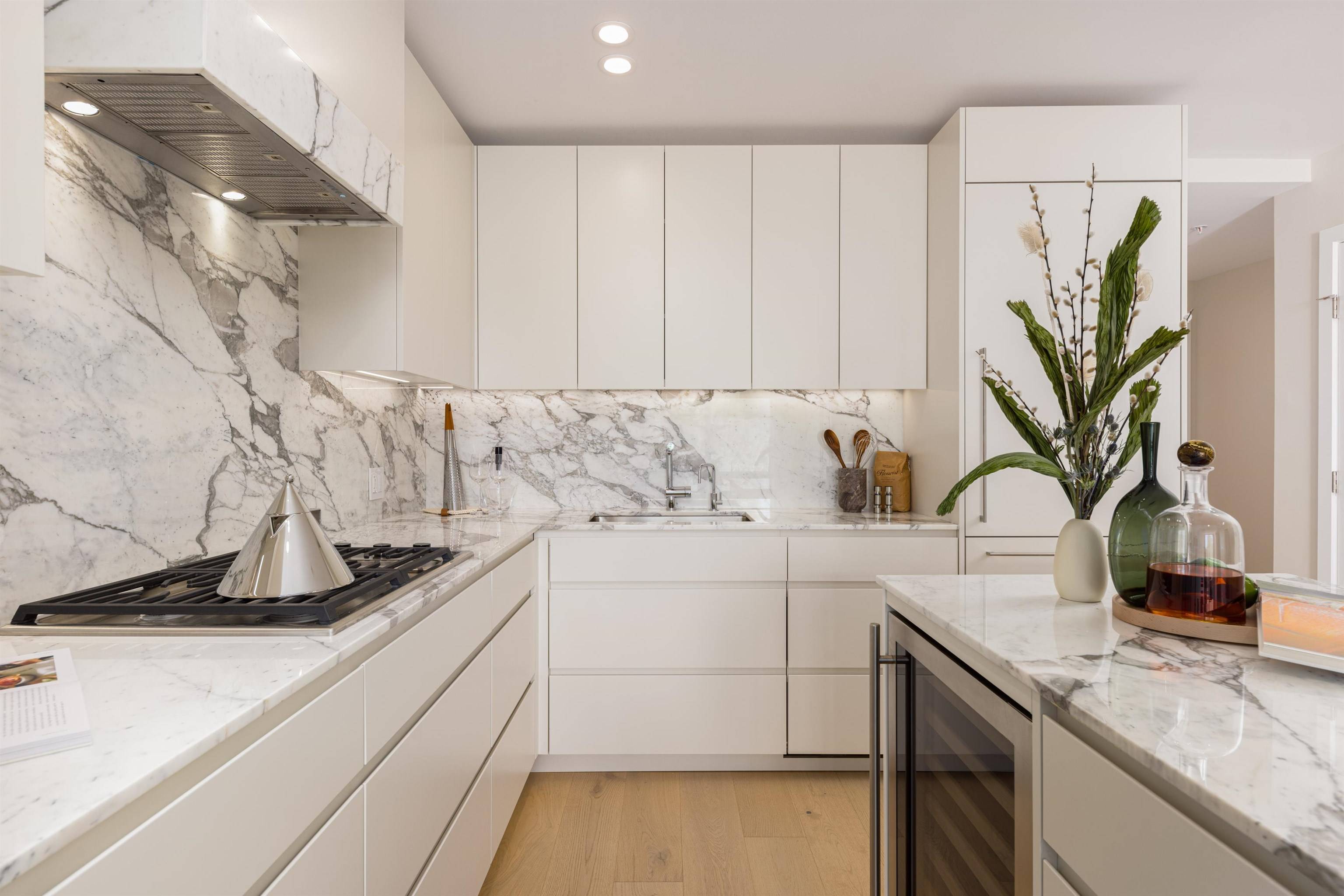 Vancouver, BC V6R 0G4,3668 W 10th AVE #309