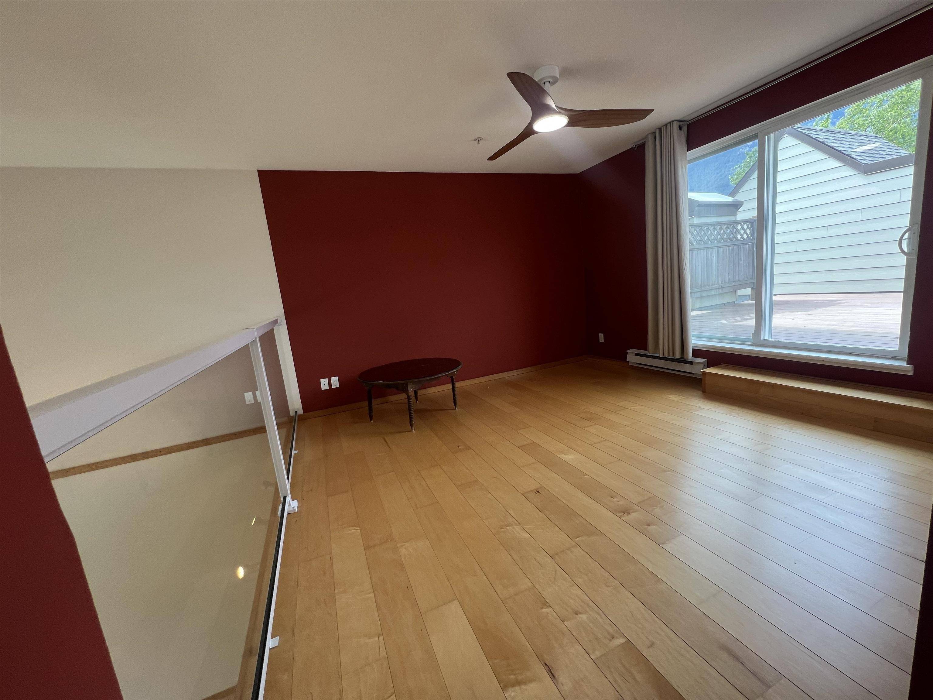 1468 Pemberton AVE #305 Squamish, BC V8B 0K2