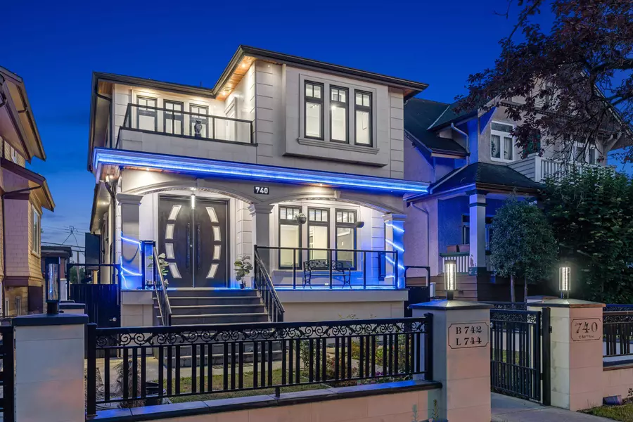740 E 50th AVE, Vancouver, BC V5X 1B3