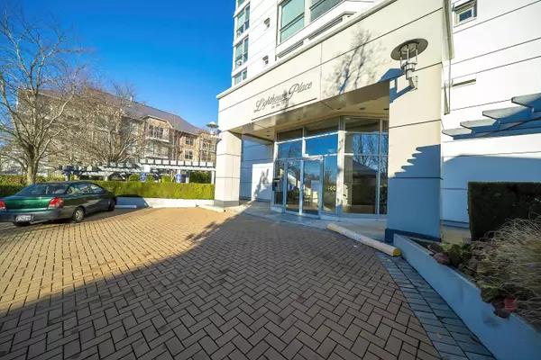 Richmond, BC V7C 5R7,5860 Dover CRES #307