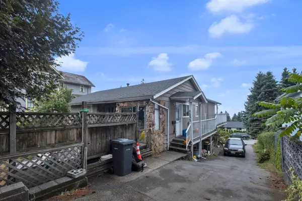 1152 Rochester AVE, Coquitlam, BC V3K 2X4
