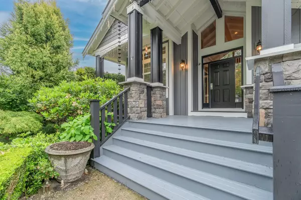 24246 Mcclure DR, Maple Ridge, BC V2W 2E5