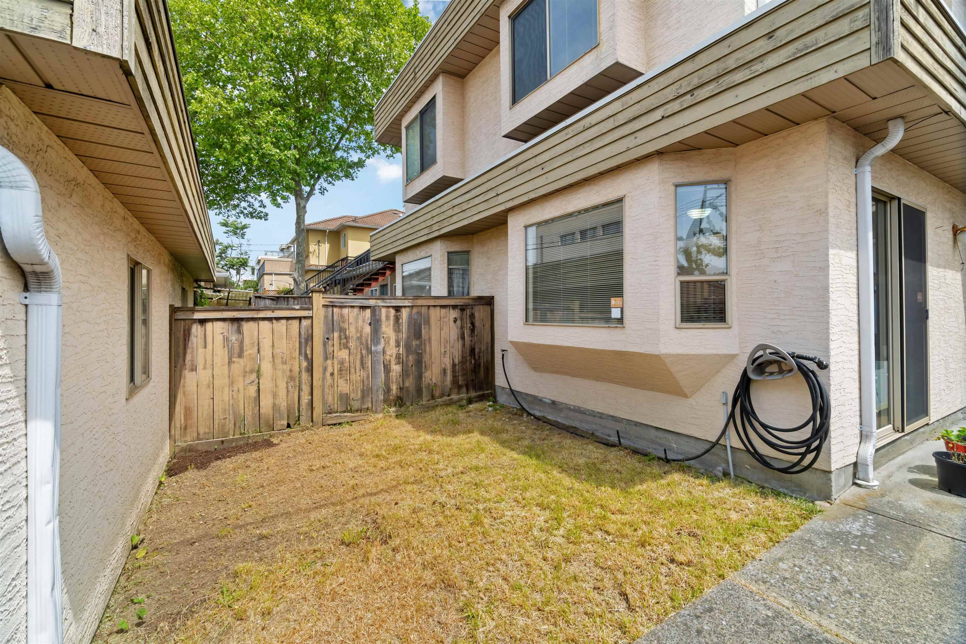 Vancouver, BC V6P 4W3,8489 French ST