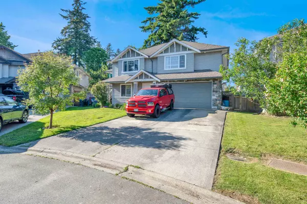 27229 27 AVE, Langley, BC V4W 3Y8