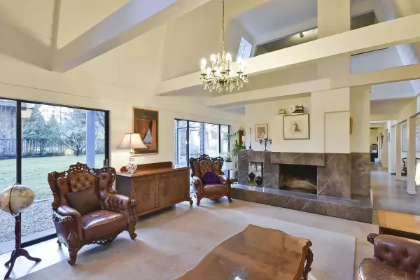 Delta, BC V4M 2C2,4943 Cliff DR