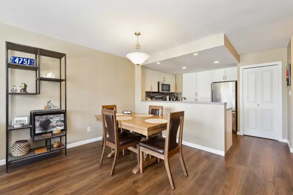 Port Moody, BC V3H 5L8,235 Guildford WAY #1706