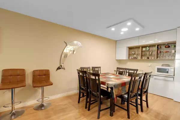 Port Coquitlam, BC V3C 1Z9,2381 Bury AVE #308