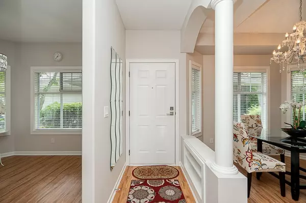 Surrey, BC V4A 2J6,15677 24 AVE #Unit 26