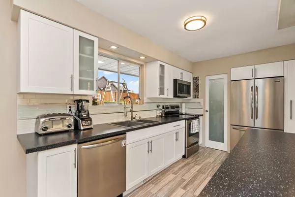Mission, BC V2V 5K8,33358 Knight AVE