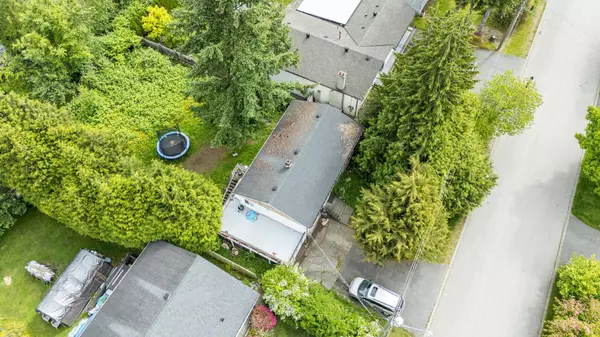 Surrey, BC V3R 1V2,14735 107a AVE