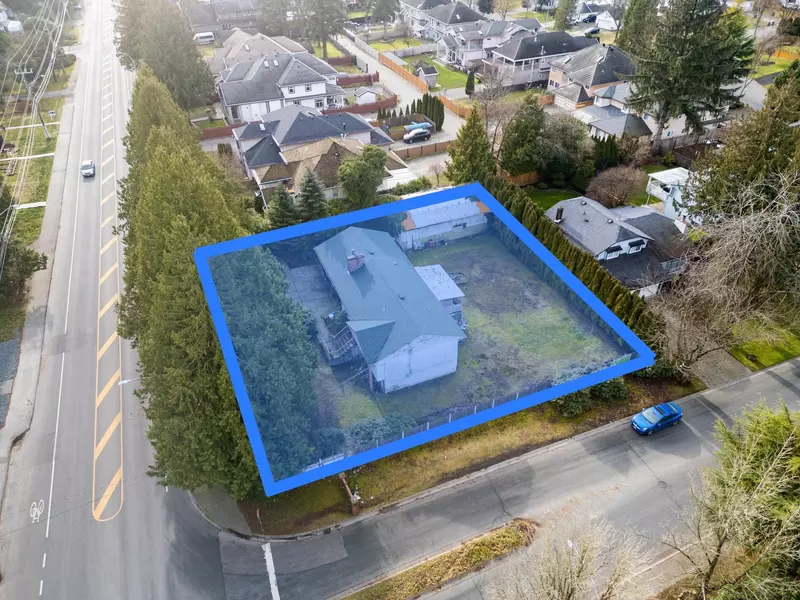 9387 156 ST, Surrey, BC V3R 4L1