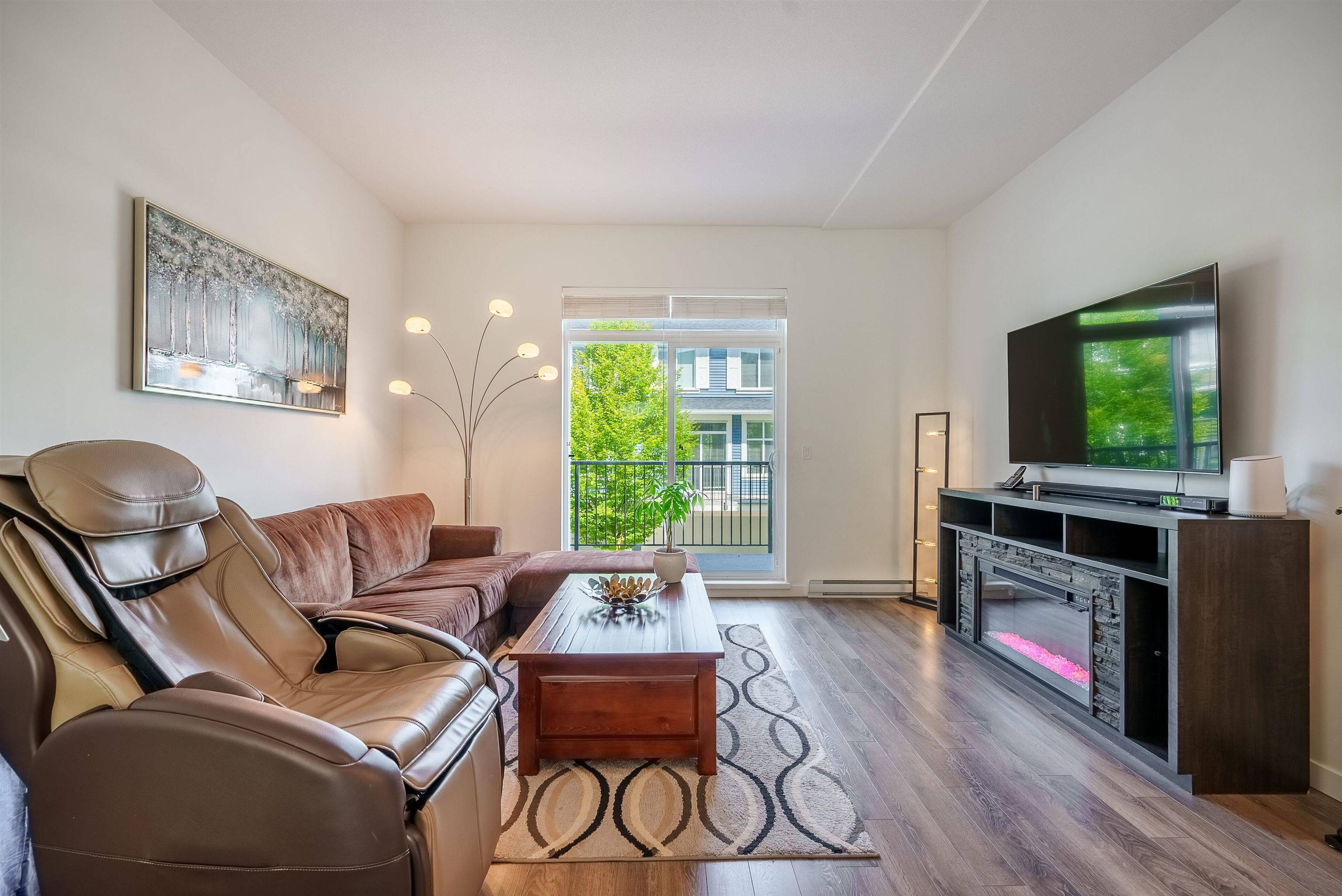 15268 28 AVE #30, Surrey, BC V4P 0E8