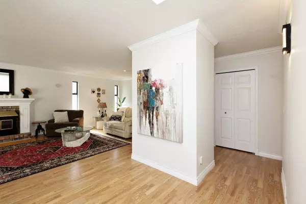 Surrey, BC V4A 7M6,1947 144 ST