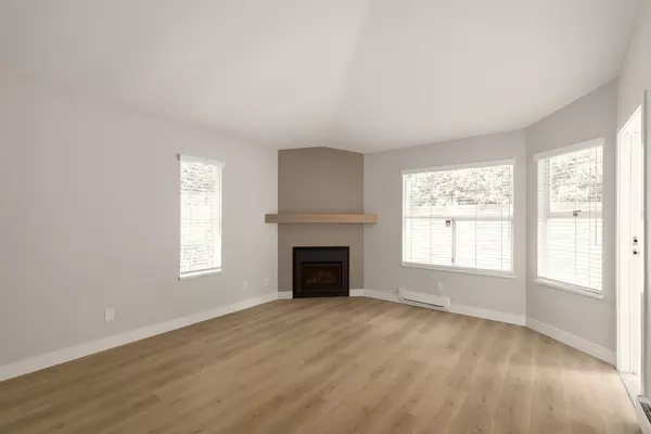 Surrey, BC V3W 5G5,6537 138 ST #46