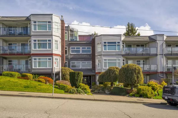 1220 Fir ST #308, White Rock, BC V4B 4B1