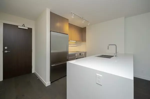 Vancouver, BC V6E 0C2,1009 Harwood ST #604