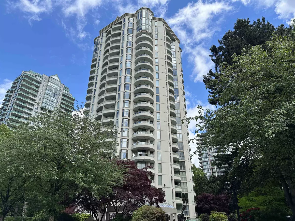 Burnaby, BC V5H 2N1,6188 Patterson AVE #201