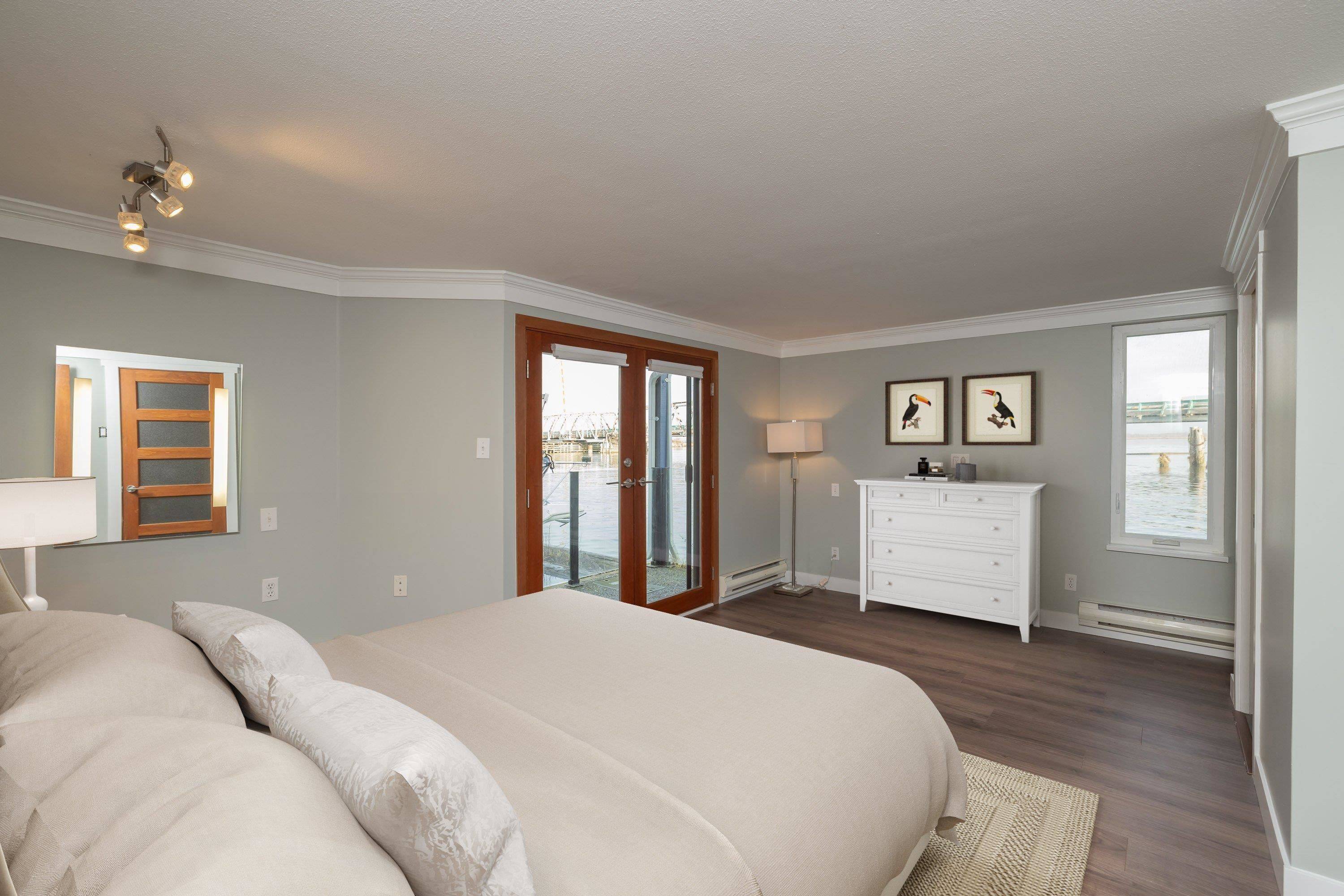 Delta, BC V4K 5E9,3473 W River RD #16