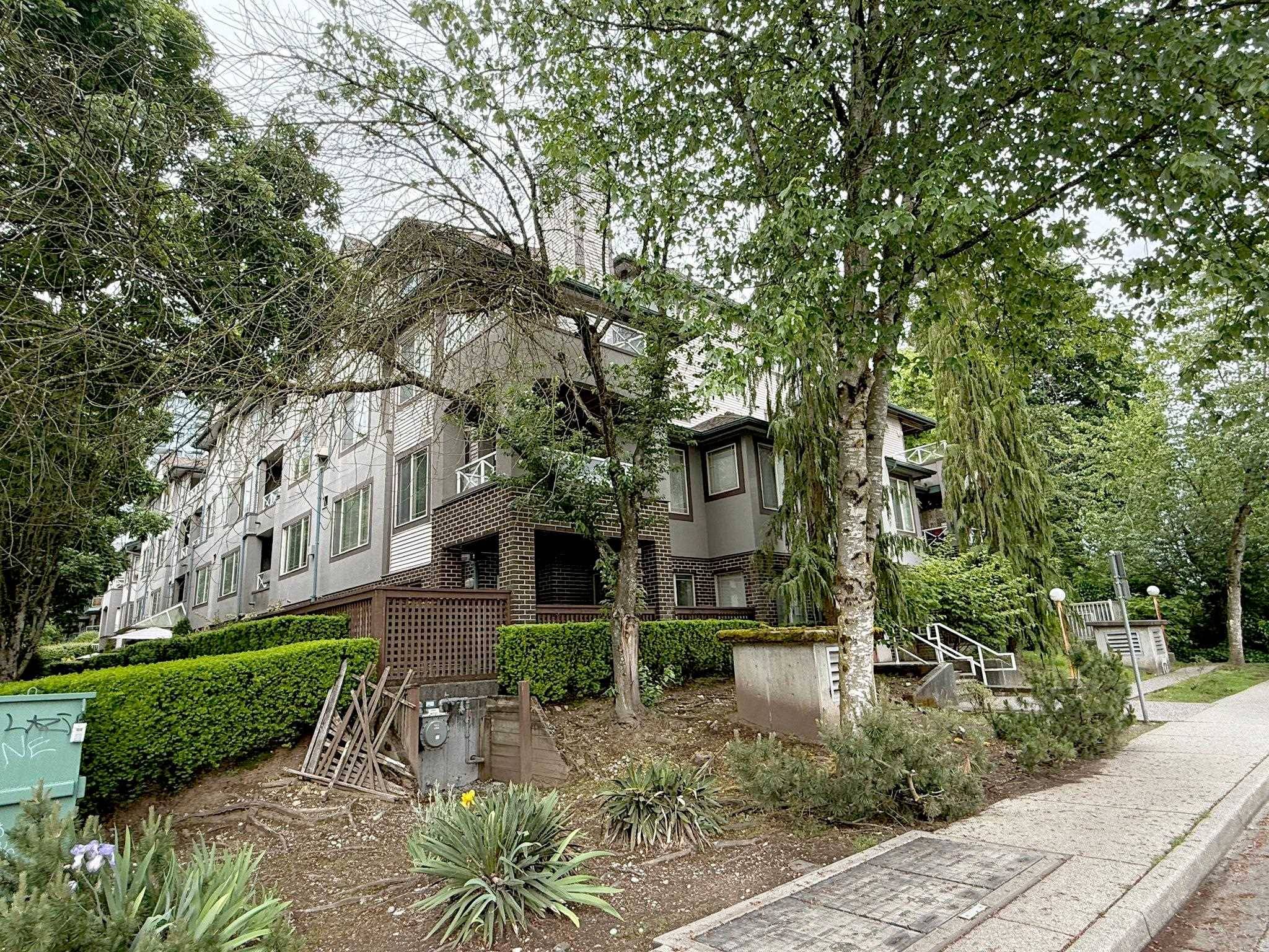 Coquitlam, BC V3B 7Z3,1145 Heffley CRES #107