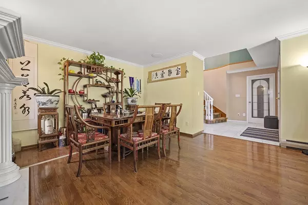 Burnaby, BC V5G 3R6,4450 Atlee AVE