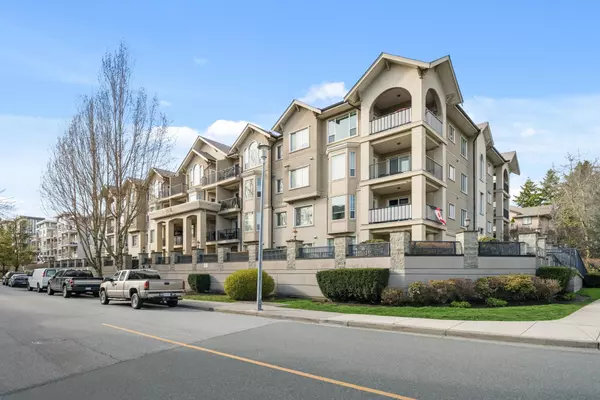 Langley, BC V3A 3V6,20281 53a AVE #203