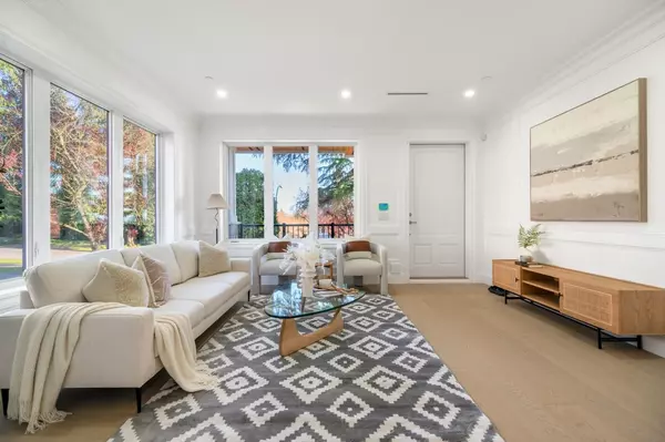 Vancouver, BC V6N 2P4,4005 W 35th AVE