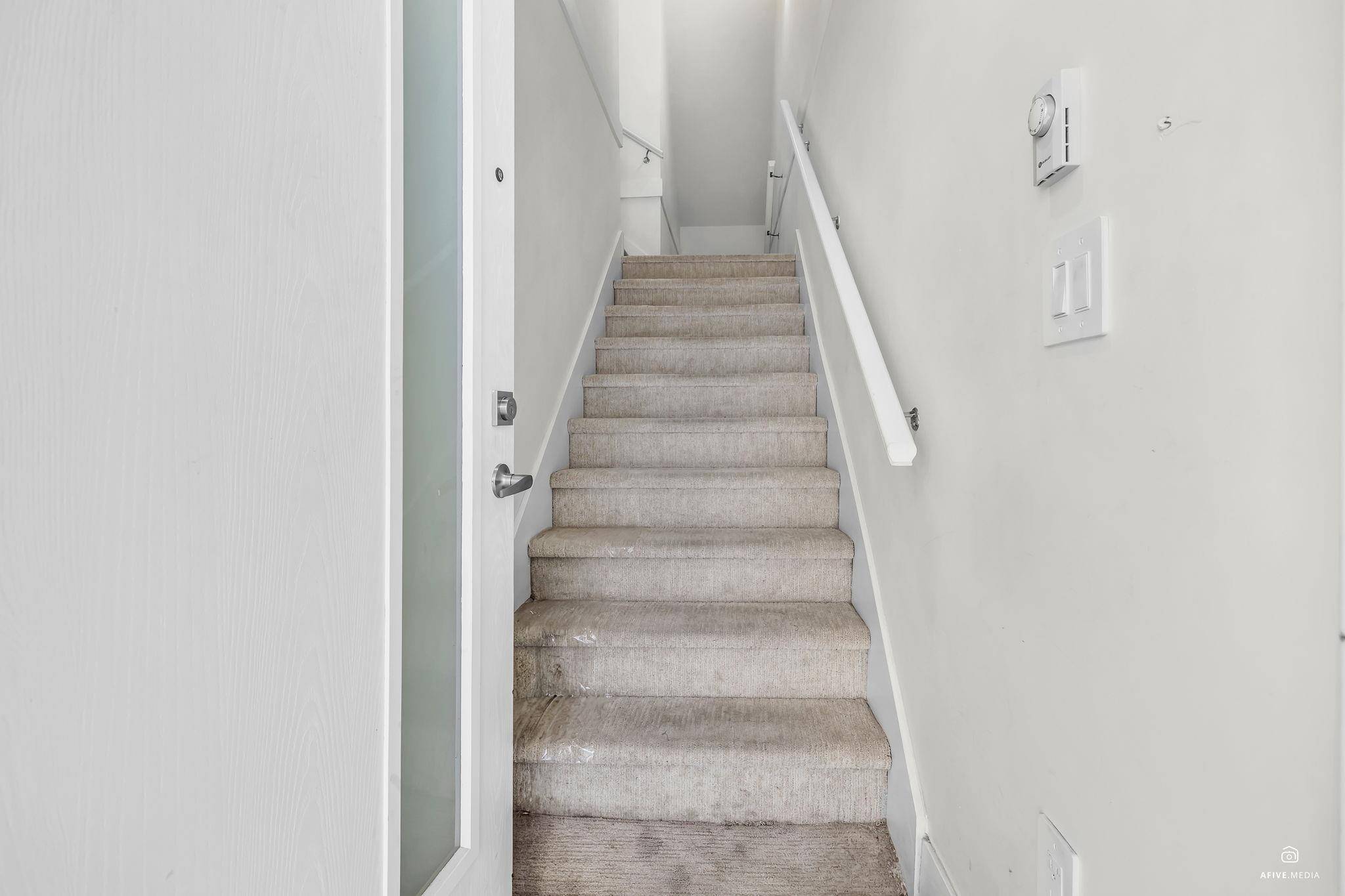 Surrey, BC V3W 3N8,8181 135a ST #24
