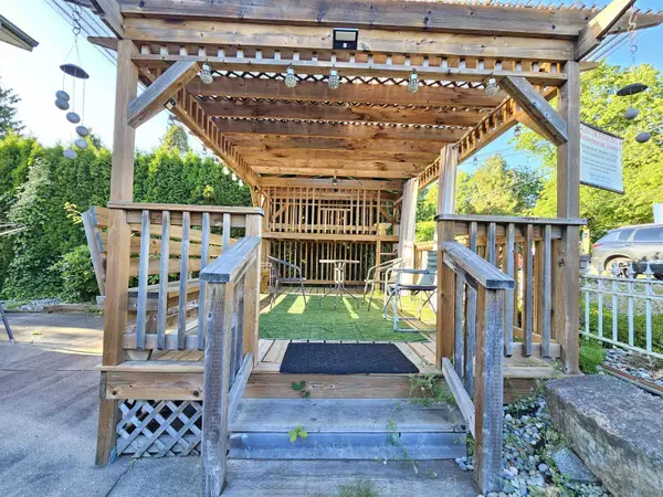 Surrey, BC V3S 8B1,6209 184 ST