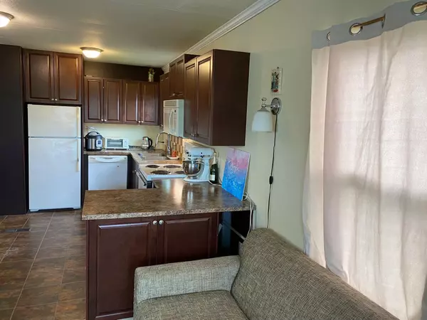 Langley, BC V4W 3T5,26892 Fraser HWY #20