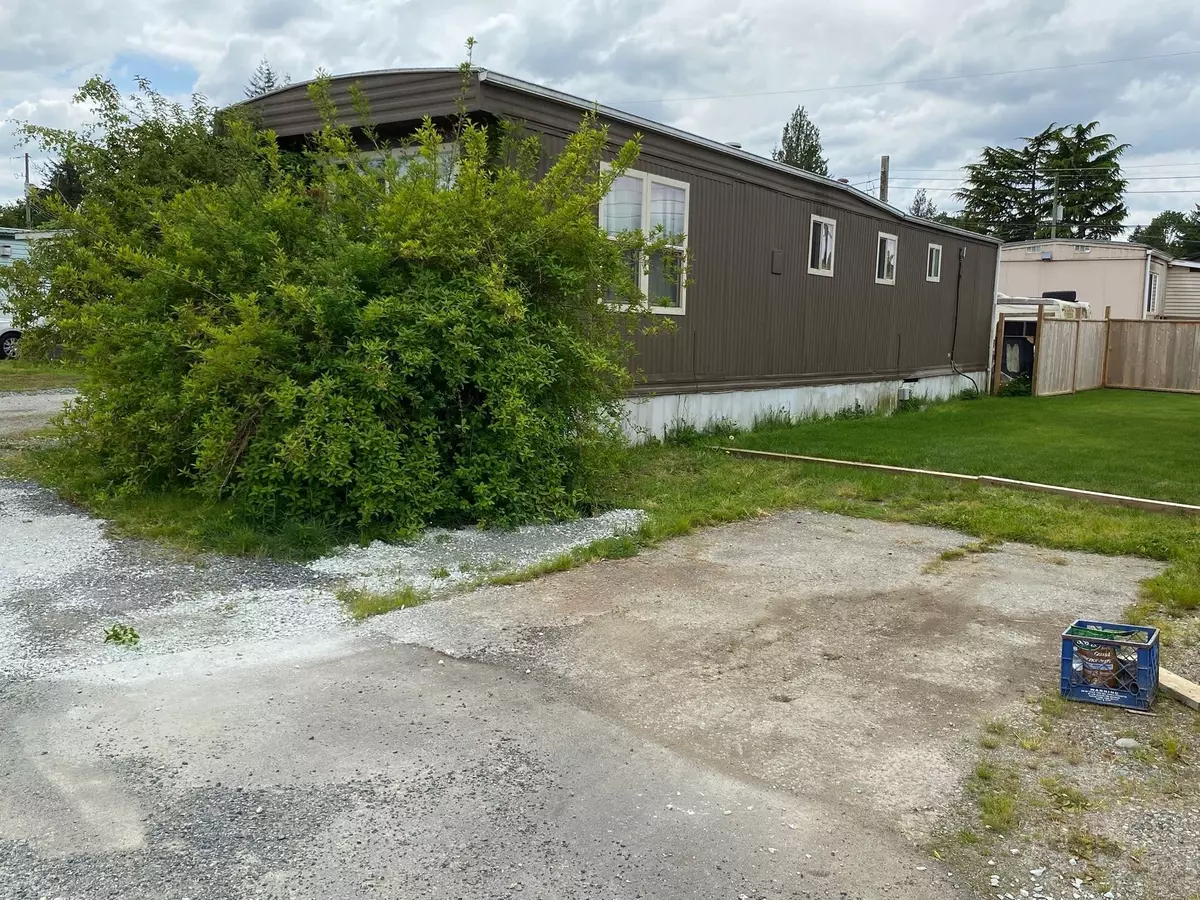 Langley, BC V4W 3T5,26892 Fraser HWY #20