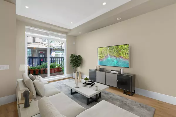 Vancouver, BC V5X 2Y4,7537 Yukon ST