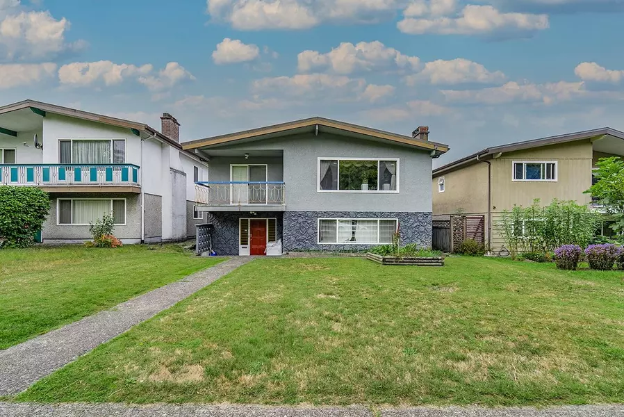 5595 Dumfries ST, Vancouver, BC V5P 3A5
