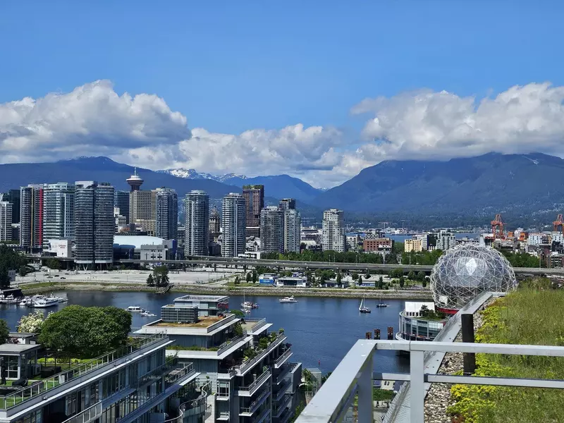 1708 Ontario ST #1802, Vancouver, BC V5T 0J7