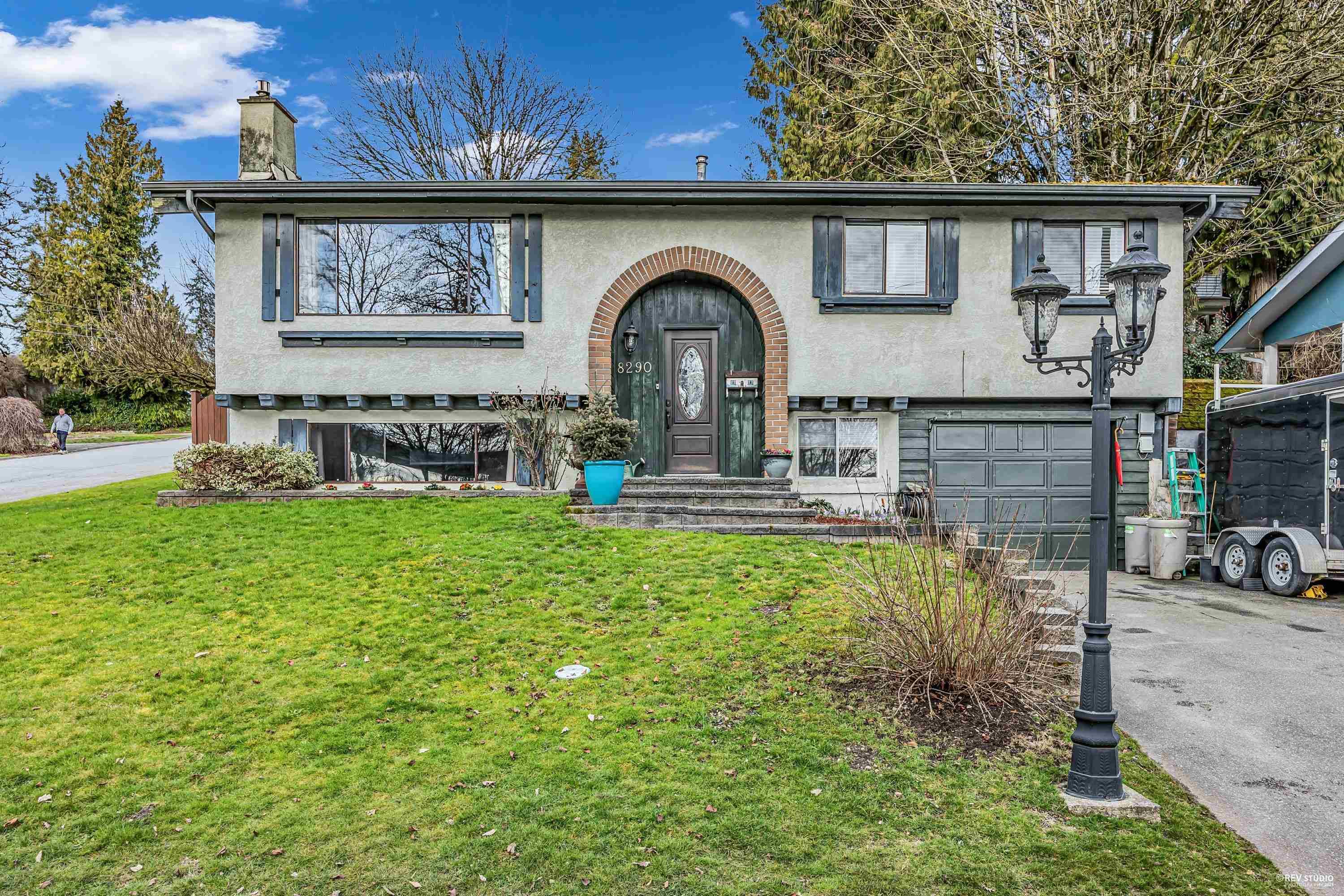 Delta, BC V4C 3W9,8290 Sheaves RD