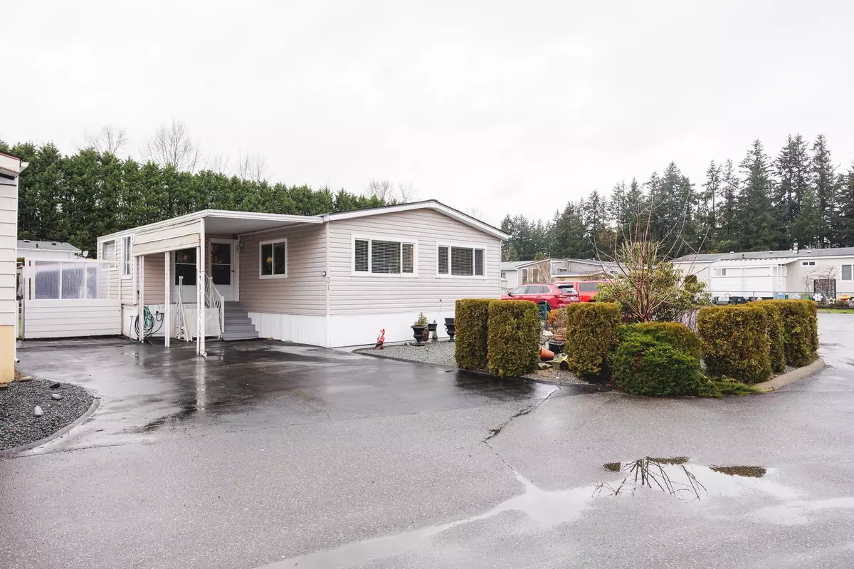 Langley, BC V2Z 1N6,2270 196 ST #31