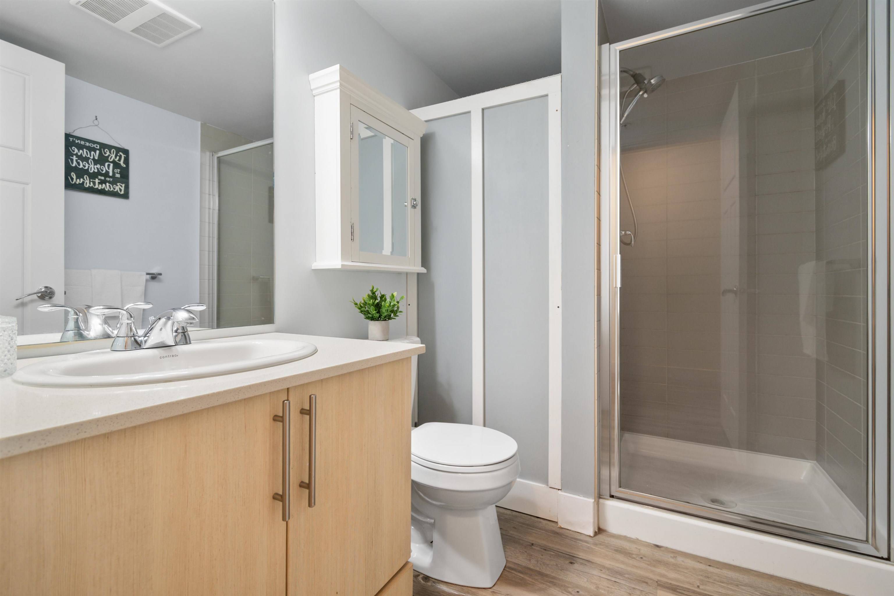 2565 Campbell AVE #222 Abbotsford, BC V2S 0E3