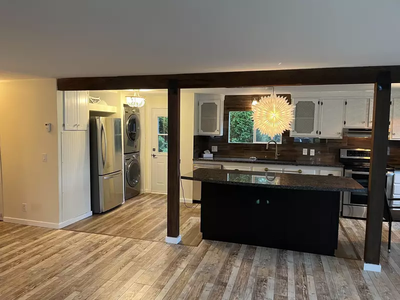 1840 160 ST #6, Surrey, BC V4A 4X4