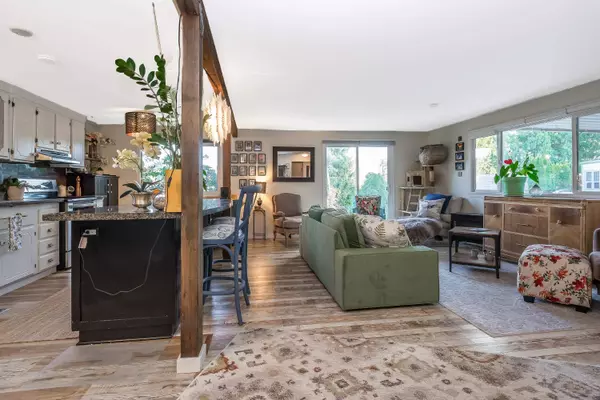 Surrey, BC V4A 4X4,1840 160 ST #6