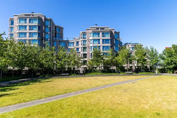 Vancouver, BC V5Z 4P1,500 W 10th AVE #603