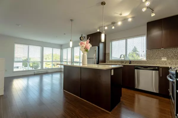 Surrey, BC V3Z 2L6,15765 Croydon DR #205