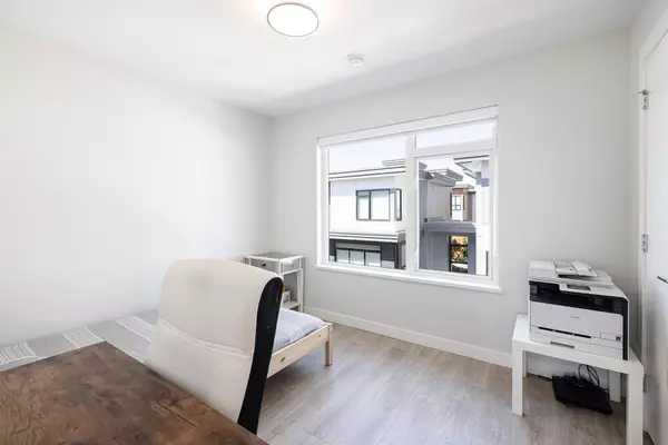 Vancouver, BC V6T 0E6,5370 Crooked Branch RD #103