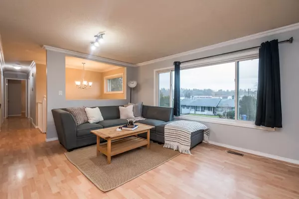 Abbotsford, BC V2S 5W1,33348 Wren CRES