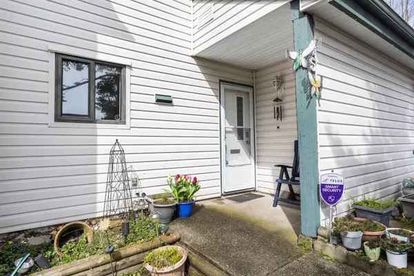 Surrey, BC V3W 5G7,6633 138 ST #45