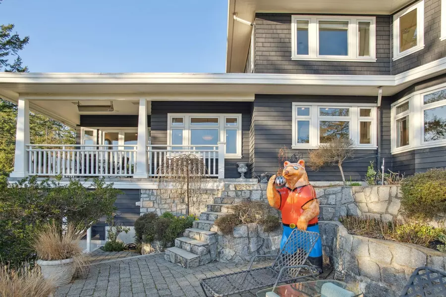 4668 Headland DR, West Vancouver, BC V7W 3J3