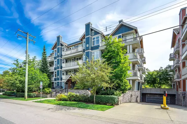 15392 16a AVE #304, Surrey, BC V4A 1S9