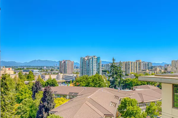 Richmond, BC V6Y 0H7,7328 Gollner AVE #1108