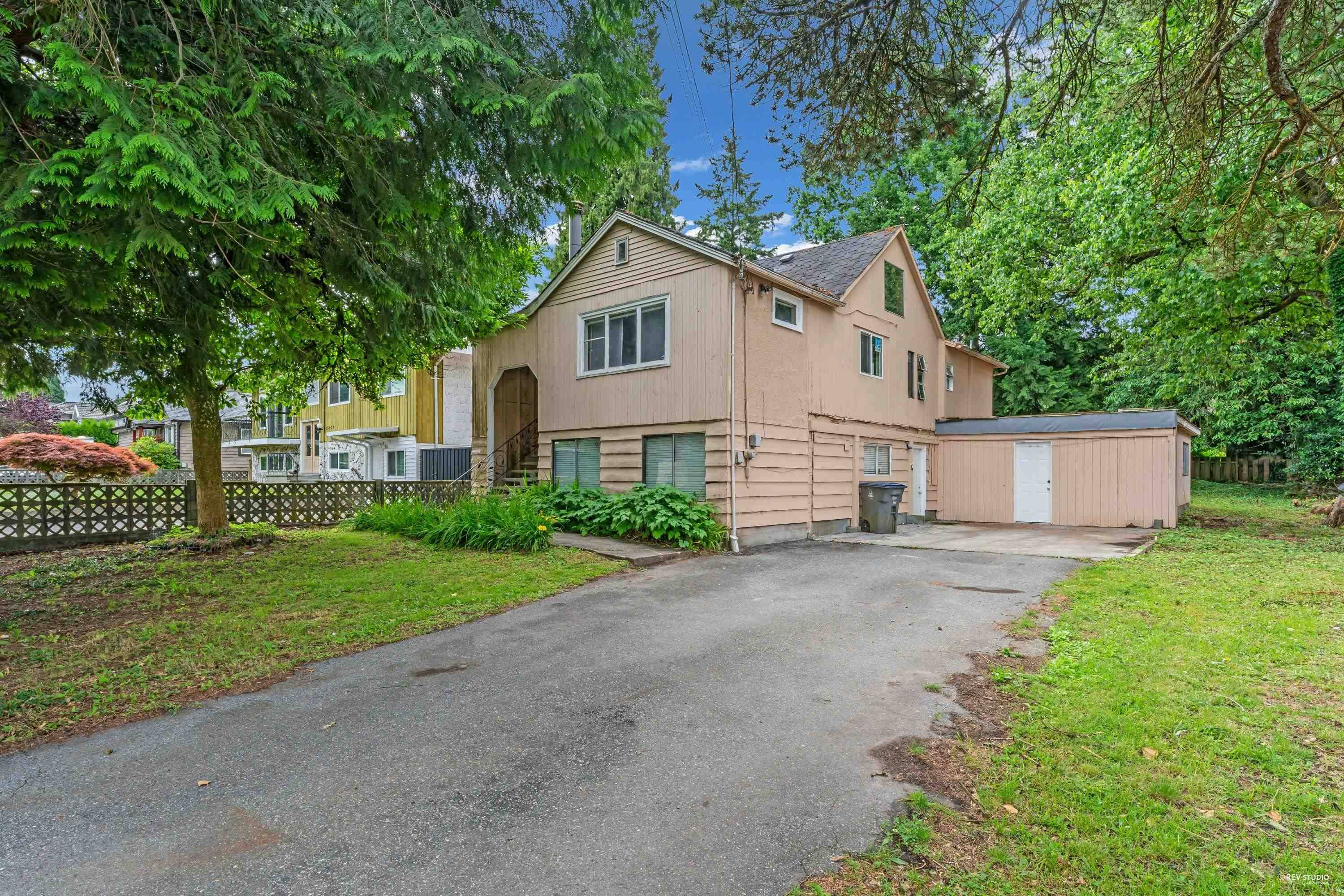 Surrey, BC V3T 2G8,13028 107a AVE