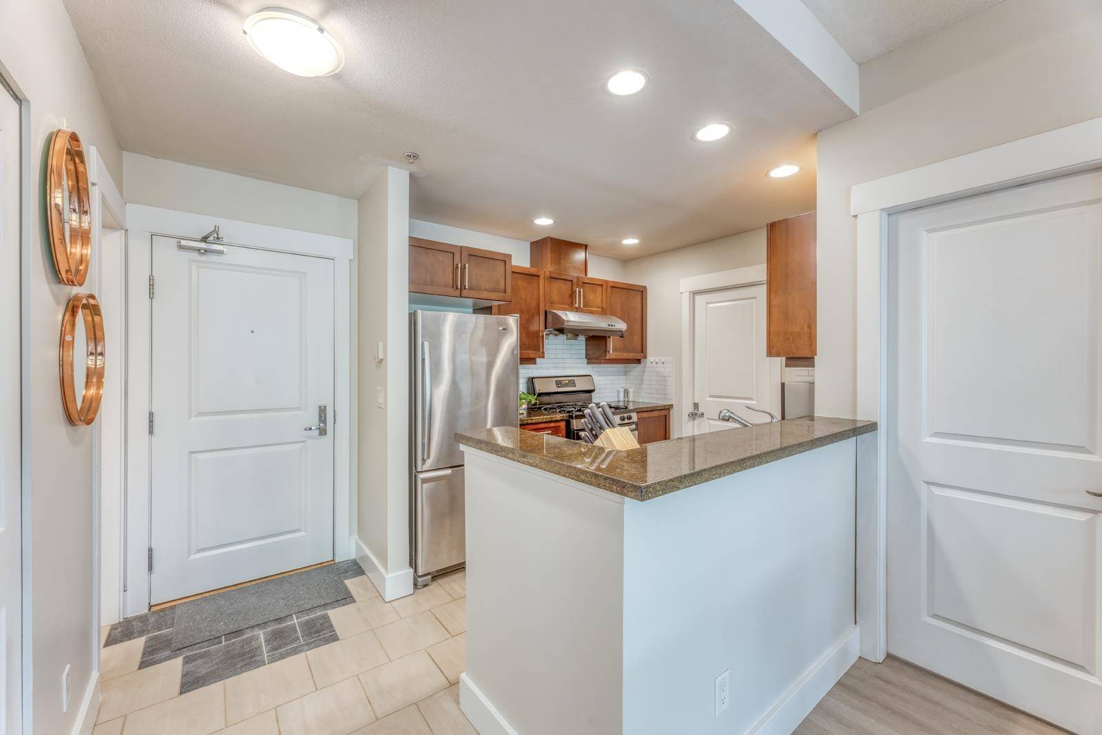 Vancouver, BC V6T 2K2,6328 Larkin DR #407