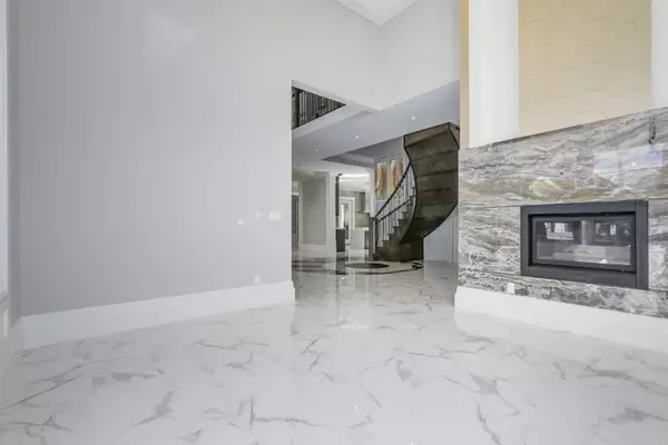 Richmond, BC V6Y 2H3,8288 Lucerne RD